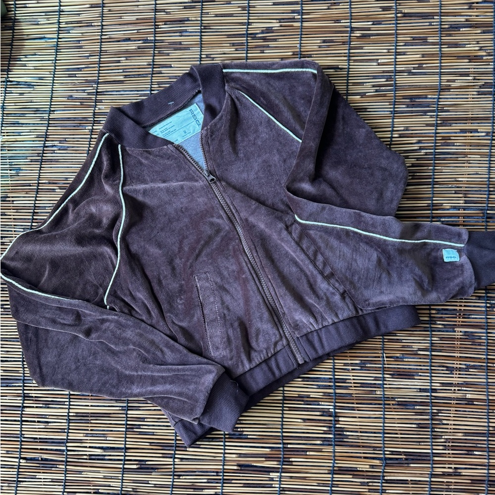 RSQ Milk Chocolate Piped Velour Track Jacket -‎ Size Medium EUC - Picture 3 of 7